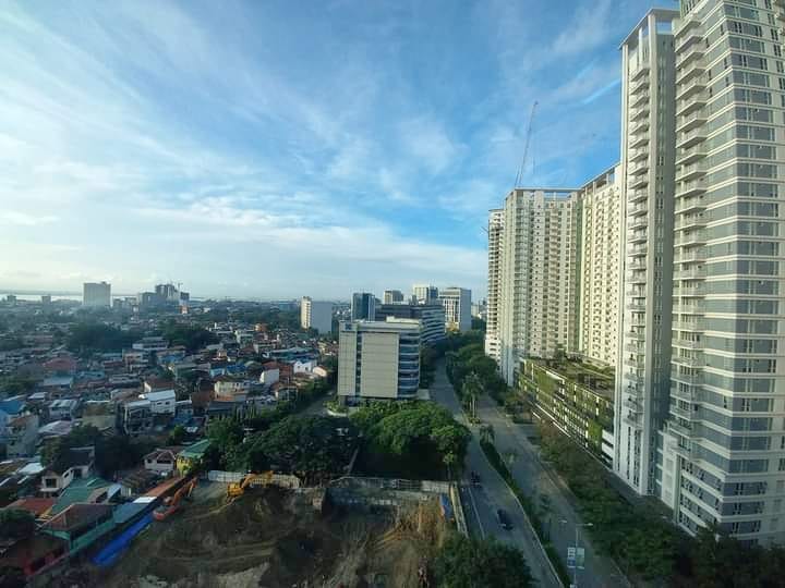 condominium for sale in cebu it park, lucima residences